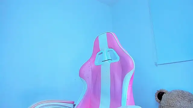 Ariana f online show from April 2026 11:05:02 PM