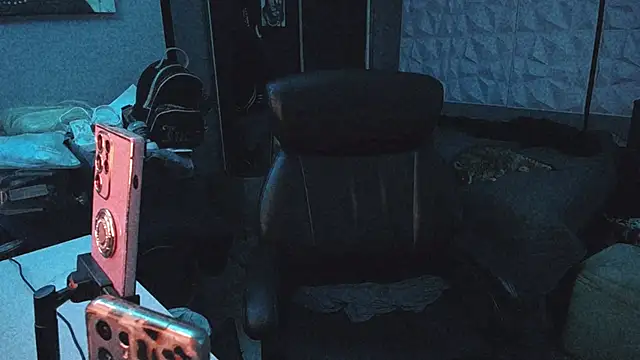 sheylagoddess11 online show from September 2025 04:02:02 AM