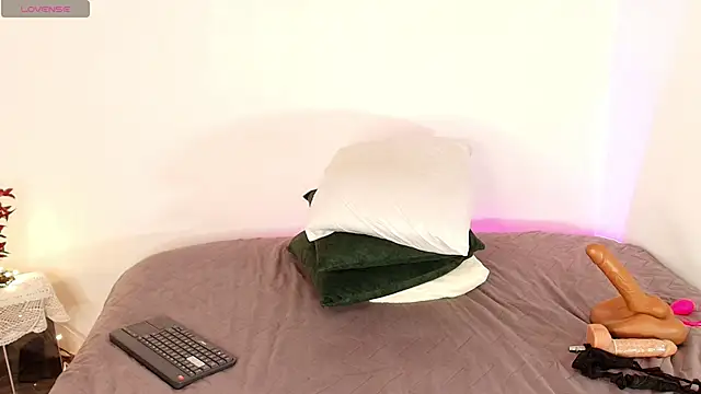 kattyytaylor online show from March 2026 08:26:33 AM