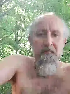 Snapshot of BuckWessle chatting on June 2026 11:11:02 AM BuckWessle online show from June 2026 11:11:02 AM