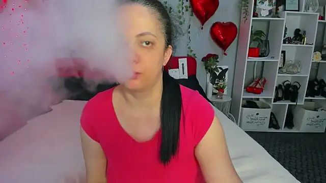 DarlingMilf online show from April 2026 06:04:02 PM