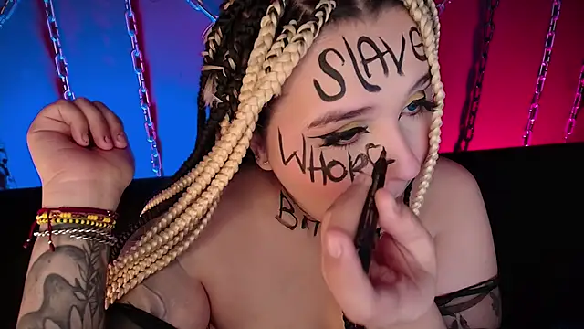 Snapshot of Laura_takint chatting on January 2025 04:59:01 PM Laura takint online show from January 2025 04:59:01 PM