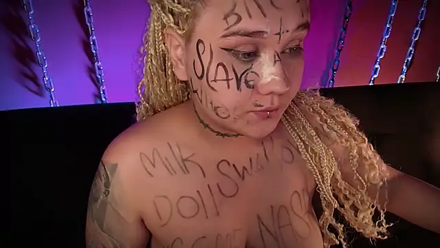 Snapshot of Laura_takint chatting on January 2025 08:36:01 PM Laura takint online show from January 2025 08:36:01 PM