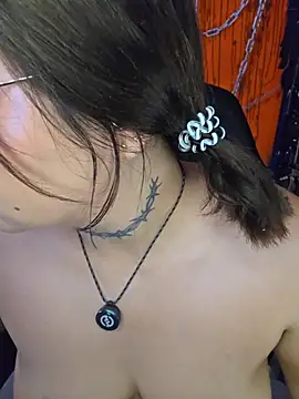 Laura takint online show from June 2026 04:15:01 PM