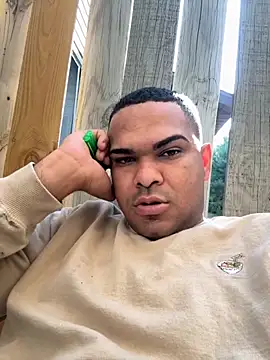 Snapshot of marhi32 chatting on September 2025 02:17:01 PM marhi32 online show from September 2025 02:17:01 PM