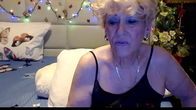 HappyWomanOn online show from November 2025 09:42:01 AM
