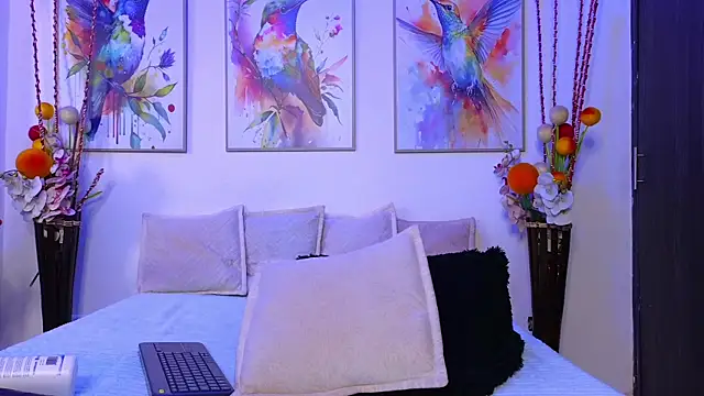 Marianaa Lopezz online show from February 2025 07:39:01 PM