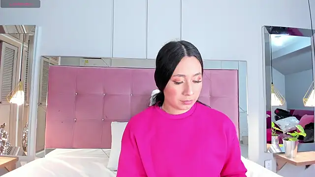 Ahincale online show from November 2025 07:35:01 PM