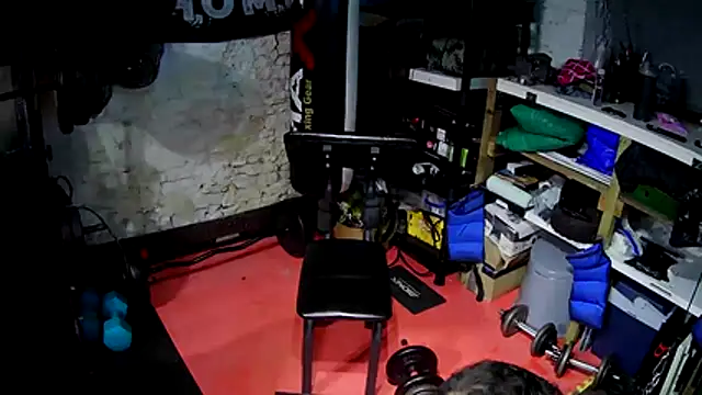 rob2810 online show from April 2026 07:44:02 PM