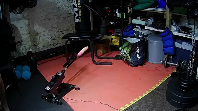 rob2810 online show from April 2026 07:51:02 PM