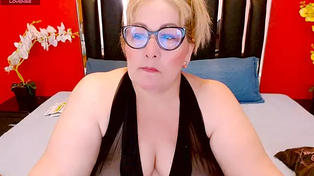 Nayla Garner online show from March 2025 04:37:01 PM