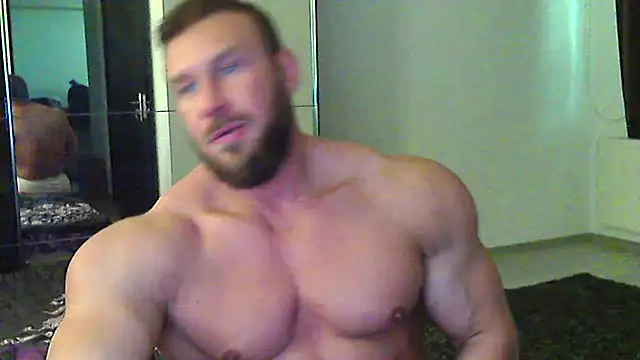 muscularkevin online show from April 2026 01:25:02 PM