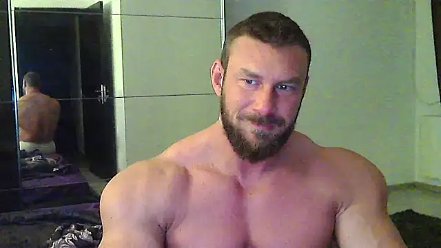 Snapshot of muscularkevin chatting on April 2026 03:22:01 AM muscularkevin online show from April 2026 03:22:01 AM