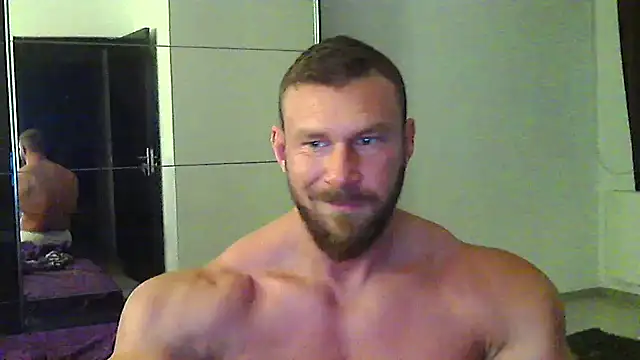 Snapshot of muscularkevin chatting on May 2026 03:34:01 AM muscularkevin online show from May 2026 03:34:01 AM