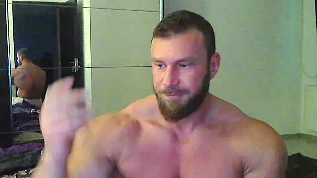 Snapshot of muscularkevin chatting on May 2026 03:35:02 AM muscularkevin online show from May 2026 03:35:02 AM