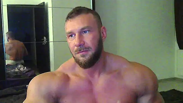 Snapshot of muscularkevin chatting on May 2026 03:34:02 AM muscularkevin online show from May 2026 03:34:02 AM