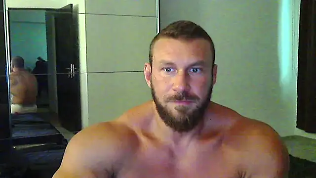 Snapshot of muscularkevin chatting on June 2026 01:22:02 PM muscularkevin online show from June 2026 01:22:02 PM