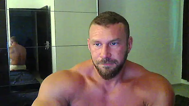 Snapshot of muscularkevin chatting on July 2026 03:31:02 AM muscularkevin online show from July 2026 03:31:02 AM