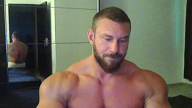 Snapshot of muscularkevin chatting on July 2026 03:31:02 AM muscularkevin online show from July 2026 03:31:02 AM