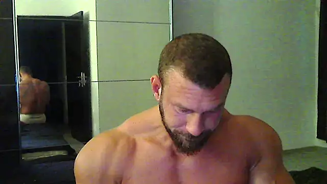 Snapshot of muscularkevin chatting on July 2026 03:01:01 AM muscularkevin online show from July 2026 03:01:01 AM