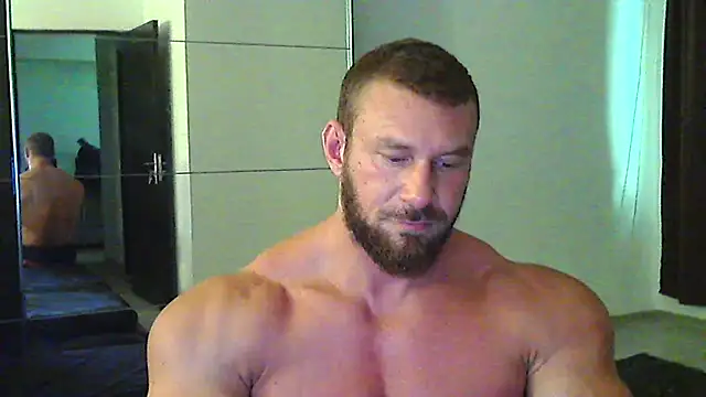 Snapshot of muscularkevin chatting on July 2026 01:02:02 PM muscularkevin online show from July 2026 01:02:02 PM