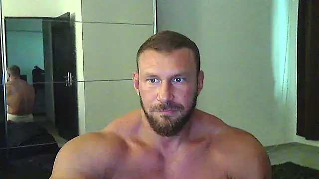 Snapshot of muscularkevin chatting on July 2026 01:10:02 PM muscularkevin online show from July 2026 01:10:02 PM