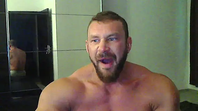 Snapshot of muscularkevin chatting on August 2026 03:27:02 AM muscularkevin online show from August 2026 03:27:02 AM