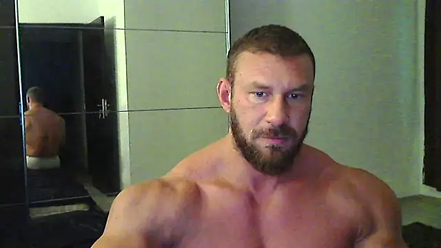 Snapshot of muscularkevin chatting on August 2026 03:30:02 AM muscularkevin online show from August 2026 03:30:02 AM