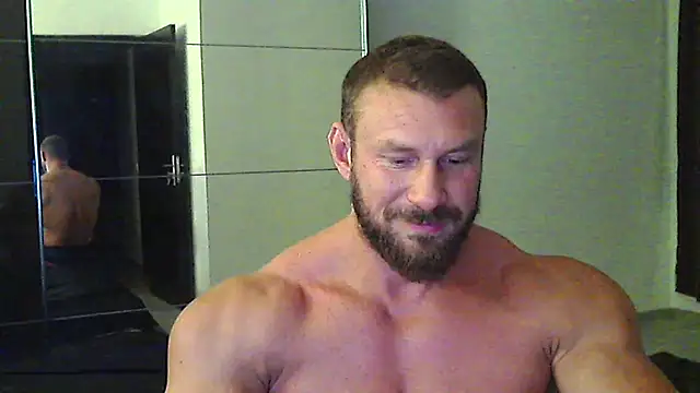 Snapshot of muscularkevin chatting on August 2026 06:10:01 PM muscularkevin online show from August 2026 06:10:01 PM
