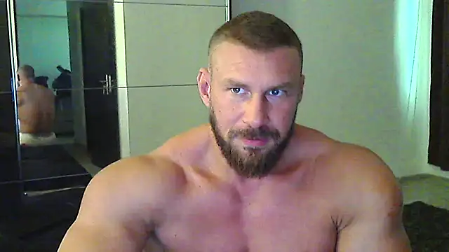 Snapshot of muscularkevin chatting on August 2026 01:13:02 PM muscularkevin online show from August 2026 01:13:02 PM
