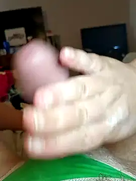 Snapshot of begood4daddy2day chatting on February 2026 07:16:02 AM begood4daddy2day online show from February 2026 07:16:02 AM