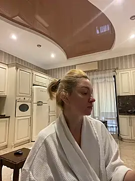 Amazoniiaa online show from January 2025 07:25:02 AM