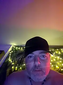 Hotredheadandtoungelasher online show from December 2024 10:02:01 AM