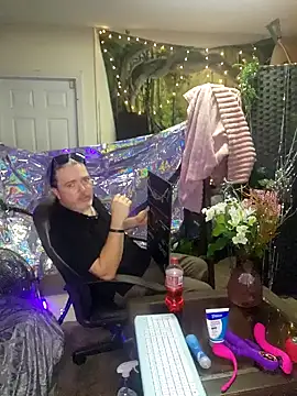 Hotredheadandtoungelasher online show from December 2024 10:58:02 AM