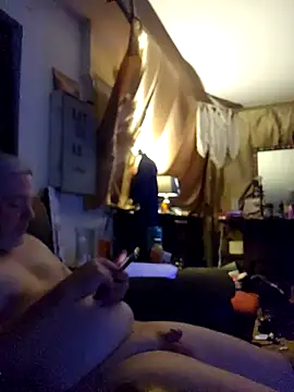 Hotredheadandtoungelasher online show from November 2025 03:18:02 AM