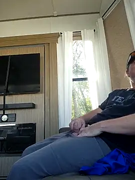 Hotredheadandtoungelasher online show from November 2025 04:13:02 PM