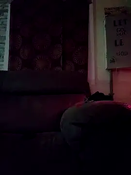 Hotredheadandtoungelasher online show from March 2026 04:40:01 AM