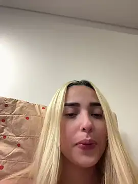 Irisweet  online show from February 2025 05:37:01 AM