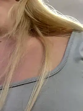 Irisweet  online show from February 2025 12:30:01 AM