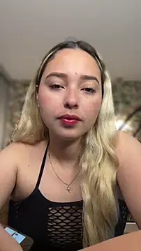 Snapshot of Irisweet_ chatting on March 2026 03:38:02 PM Irisweet online show from March 2026 03:38:02 PM