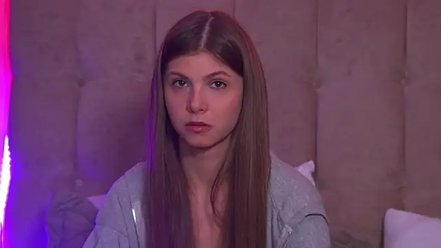 AudreyBarlow online show from January 2025 12:32:02 PM