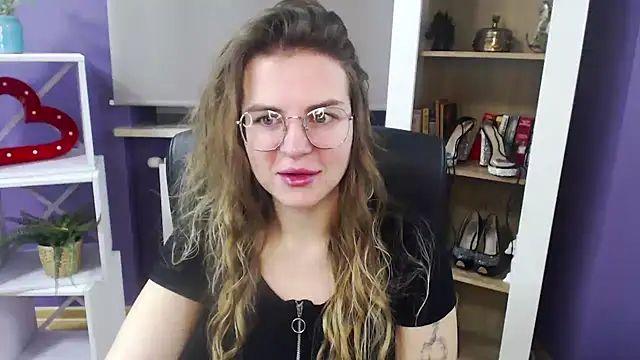 Zoey Erotic online show from January 2025 05:26:02 AM