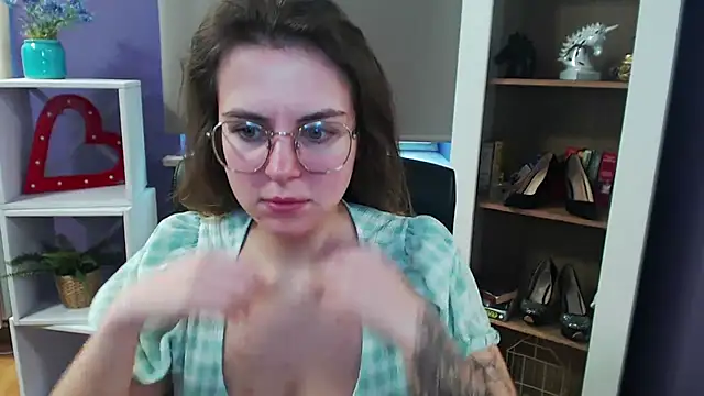 Zoey Erotic online show from March 2025 08:41:02 AM