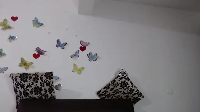 linapalacios online show from November 2025 02:17:02 PM