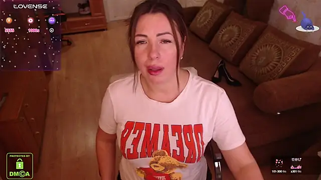 LauraClarck online show from February 2025 08:53:02 AM