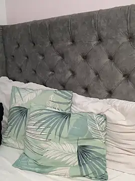 Snapshot of Kataliina chatting on February 2025 09:01:01 AM Kataliina online show from February 2025 09:01:01 AM