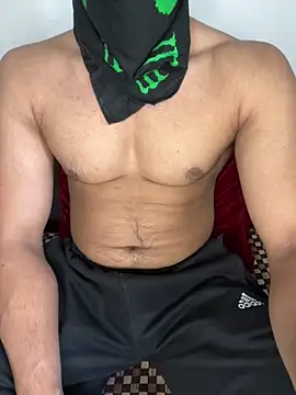 Snapshot of AmHunter04 chatting on March 2025 09:02:02 AM AmHunter04 online show from March 2025 09:02:02 AM