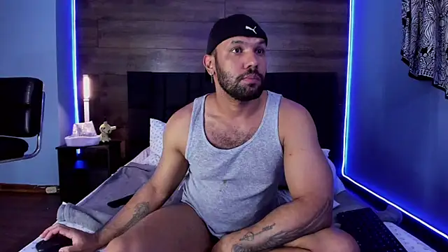 Snapshot of anthonylatynxd chatting on December 2024 02:56:02 AM anthonylatynxd online show from December 2024 02:56:02 AM