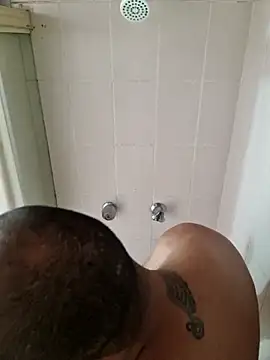 anthonylatynxd online show from April 2026 07:04:01 PM