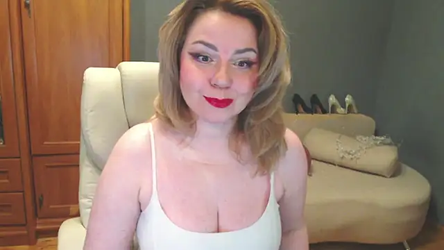 Snapshot of Cute_sun chatting on May 2026 11:42:02 AM Cute sun online show from May 2026 11:42:02 AM